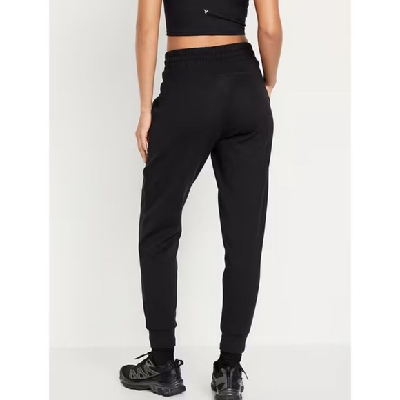 NWT Old Navy women’s Dynamic Fleece high rise waisted joggers Black XS - Picture 2 of 16
